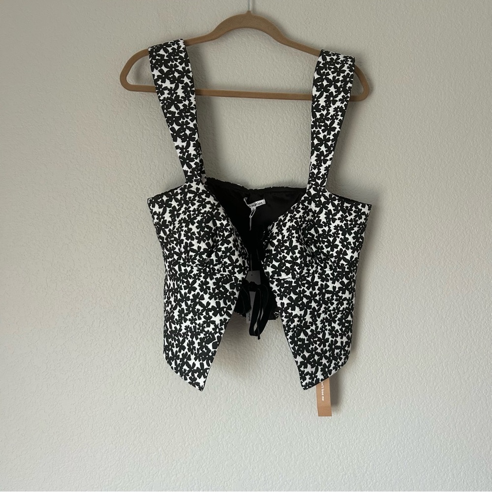 NWT Reformation Azalea Bow Tie Top in Black and White Floral - Picture 2 of 8